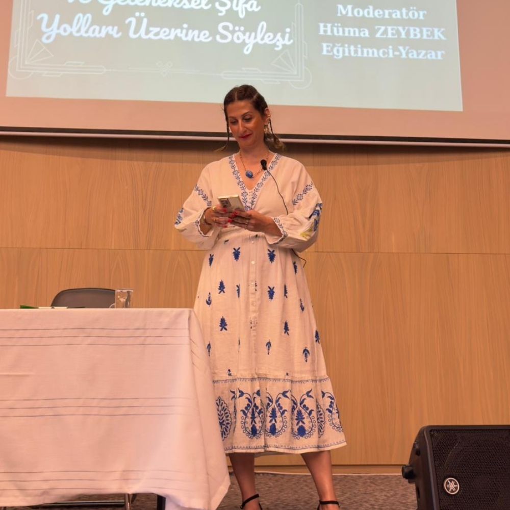 Huma Zeybek portre